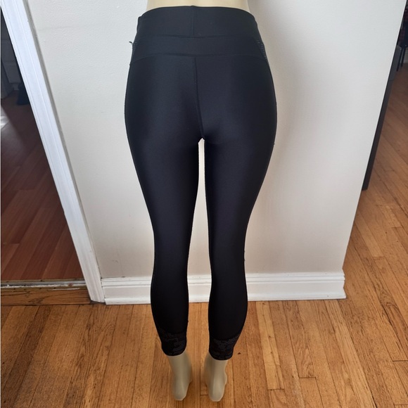 Under Armour sport leggings size medium - Picture 2 of 4